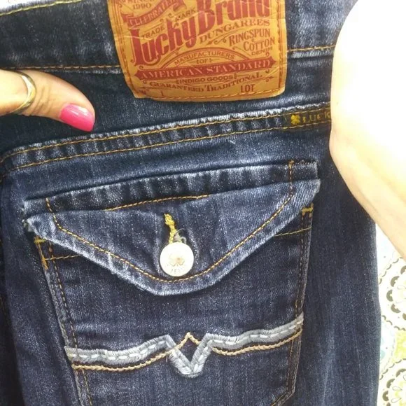 2076 Jeaniemade Size 30 Lucky Brand Bell-Bottoms - Picture 3 of 6